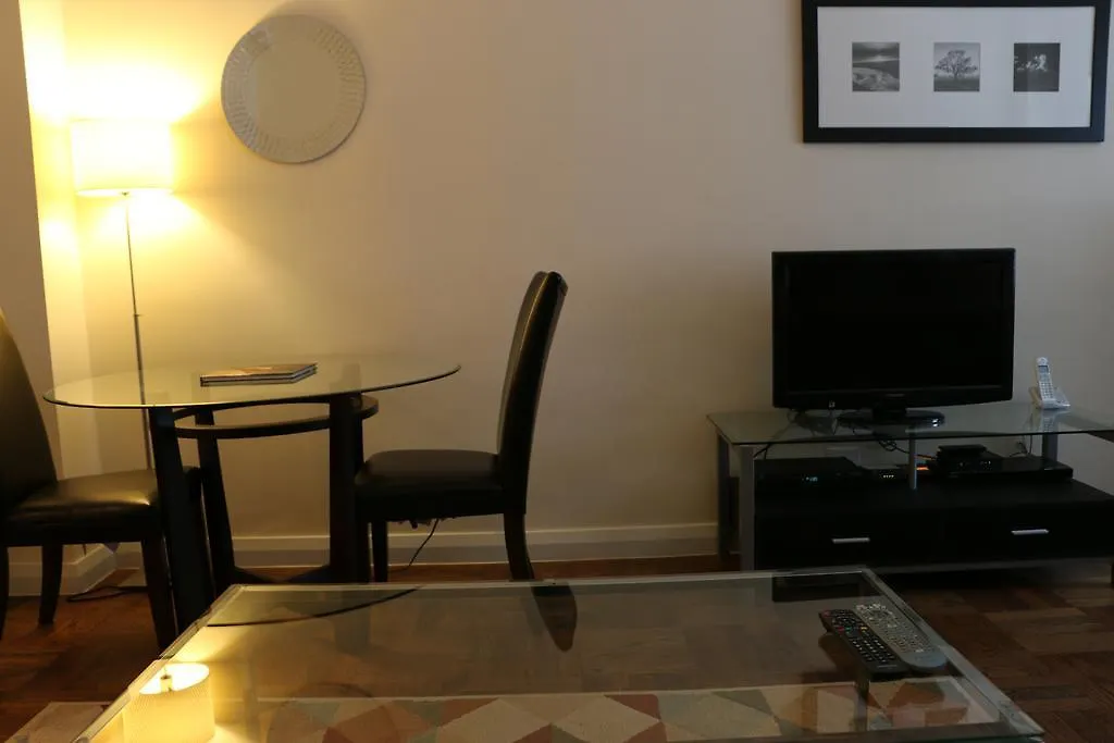 Park Avenue Apartment 0*, Nova Iorque Estados Unidos da América