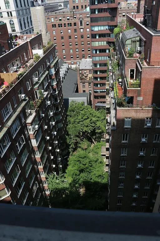 Park Avenue Apartment